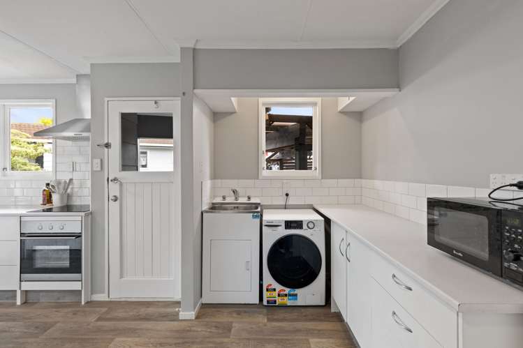 49 Kimberley Grove Westbrook_13