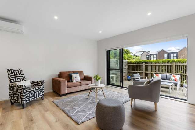 6 Kikorangi Lane Mount Wellington_1