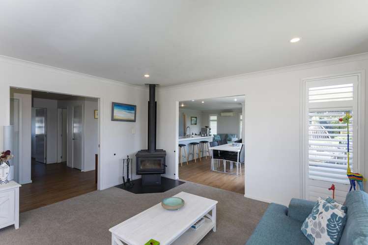 1 Hamilton Drive Wainui_7