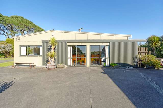 16 Wairere Road Waitakere_4