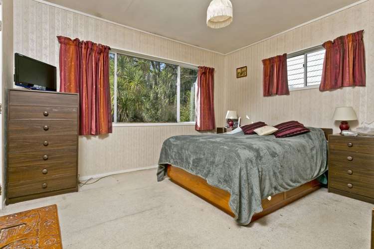 38 Castleton Street Birkdale_10