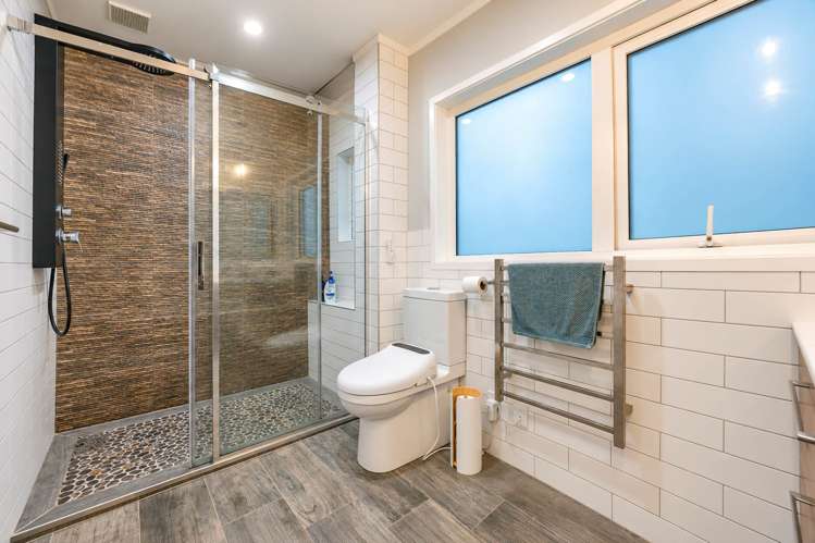 18 Claude Road Hill Park_20
