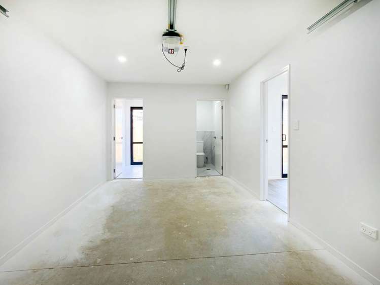 44 Beaumonts Way Manurewa_16