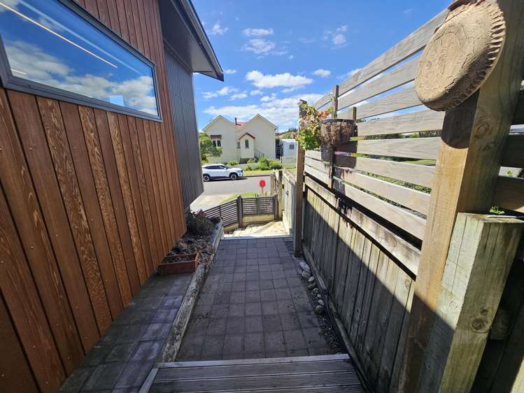 15 Matakane Street Waitarere Beach_17