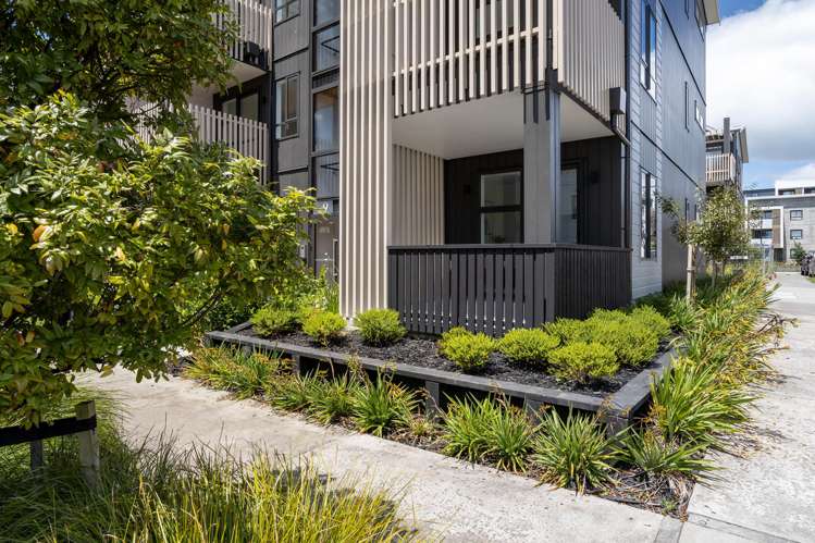 G02/9 Mahana Road Northcote_10
