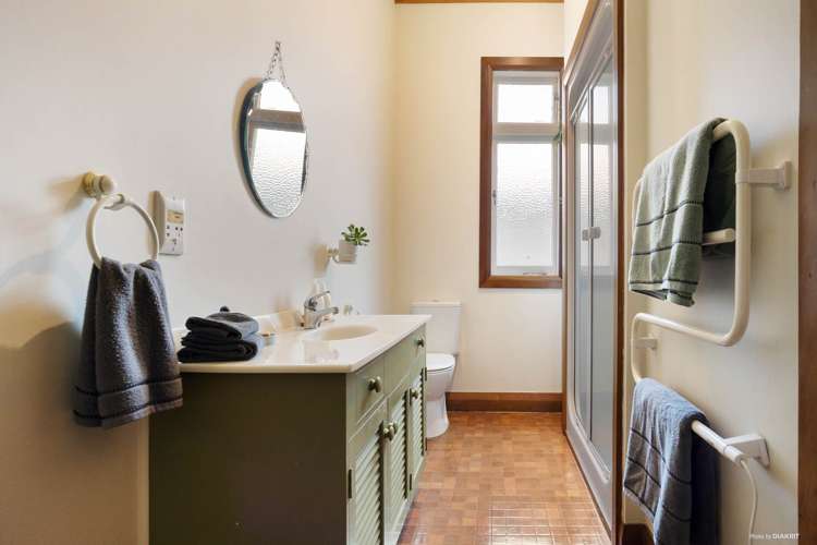 8 Watling Street Mount Eden_10