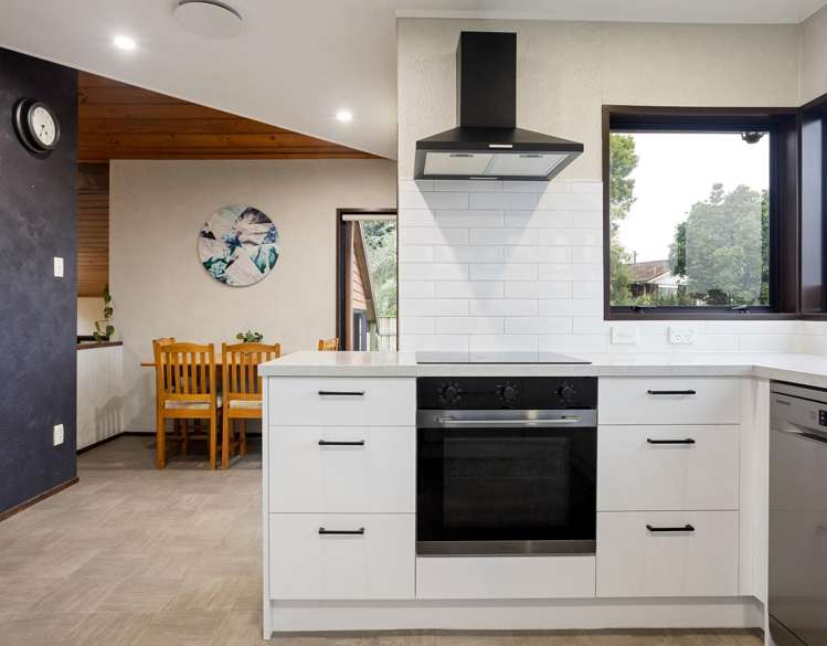 9 Stirling Place Dinsdale_5