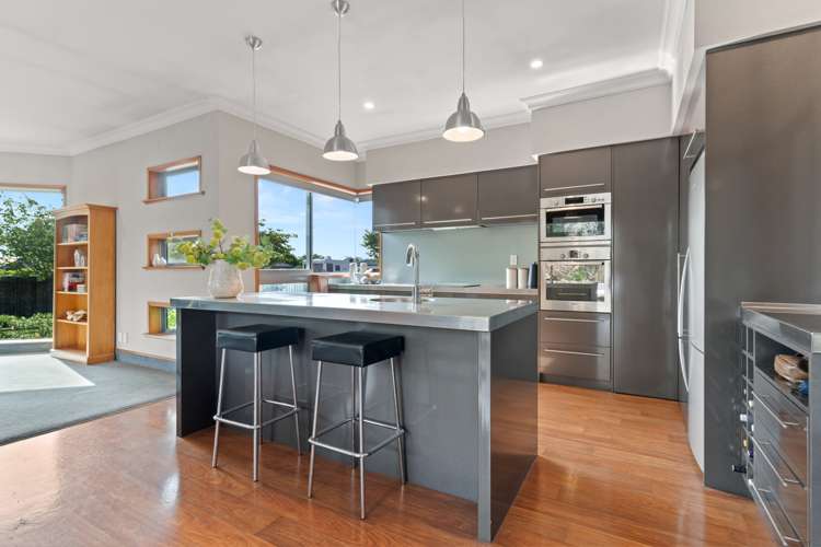 5 Ivondale Grove Solway_1