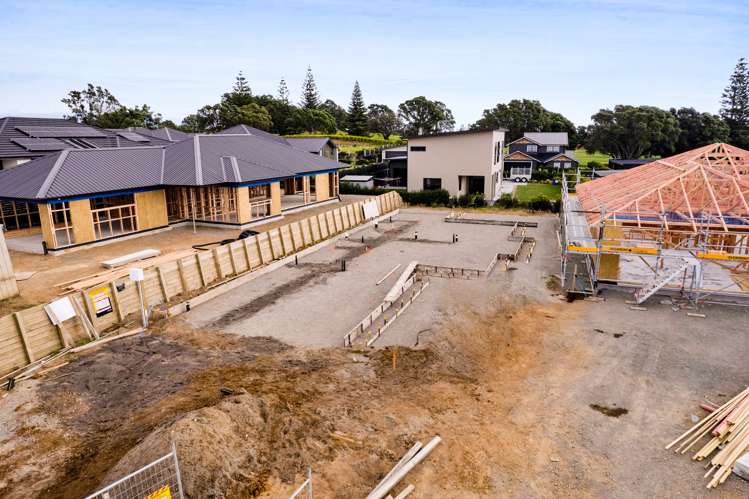 8 Oakmont Crescent Waiwhakaiho_13