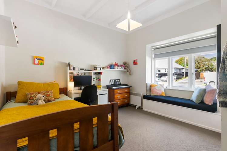 8 Fifth Avenue Mount Albert_16