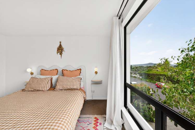 1/4 Glen Atkinson Street St Heliers_17