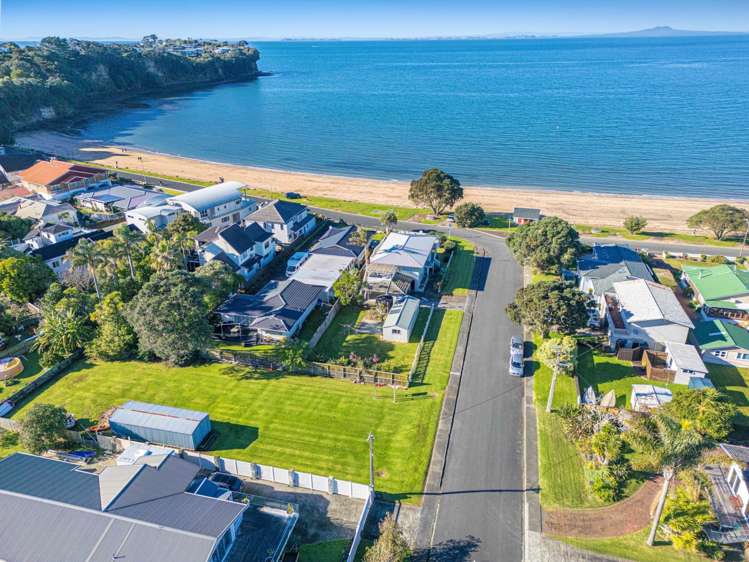 3 Herman Street Arkles Bay_13