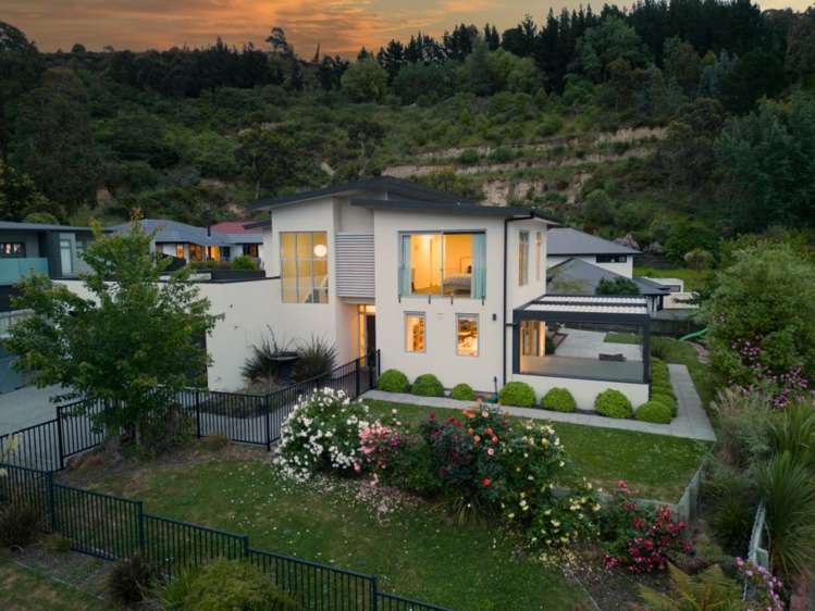 42 Alderson Avenue Hillsborough_22