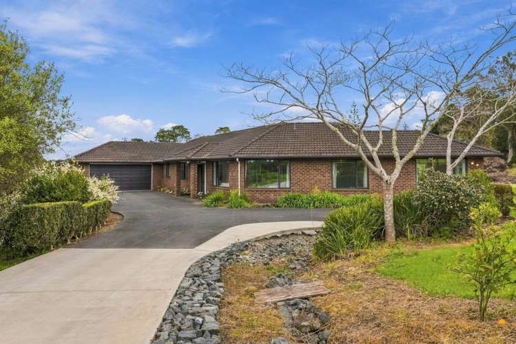 29 Whangaparaoa Road_2
