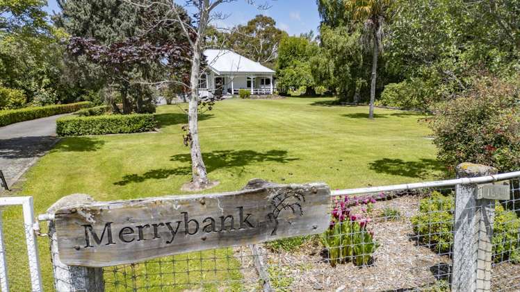 1649 Cust Road Cust_47