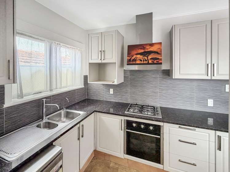 11 Boyd Avenue Royal Oak_8