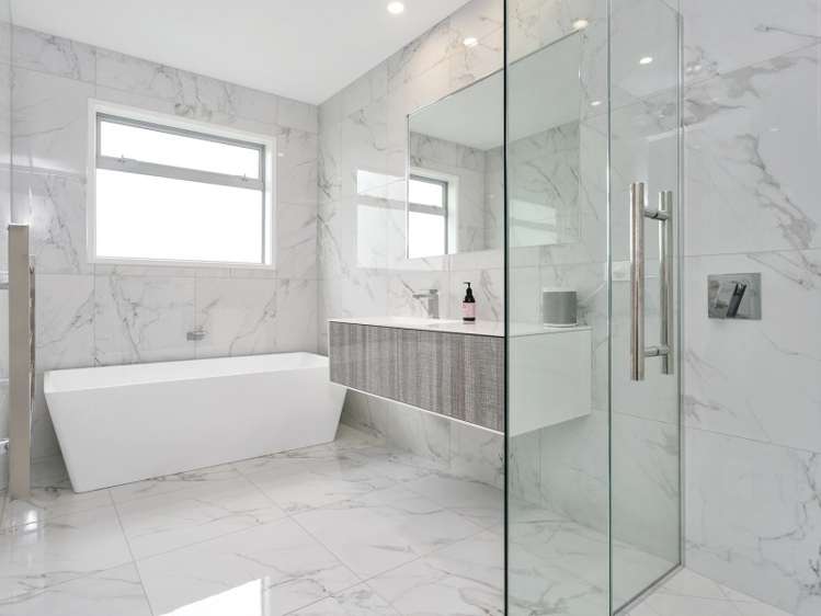 37 Baxter Michael Crescent Cambridge_16