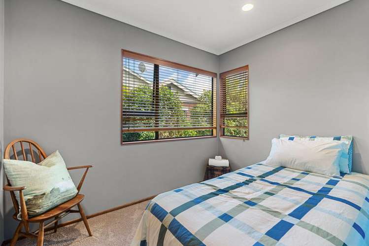 3b Barrett Street Westown_13