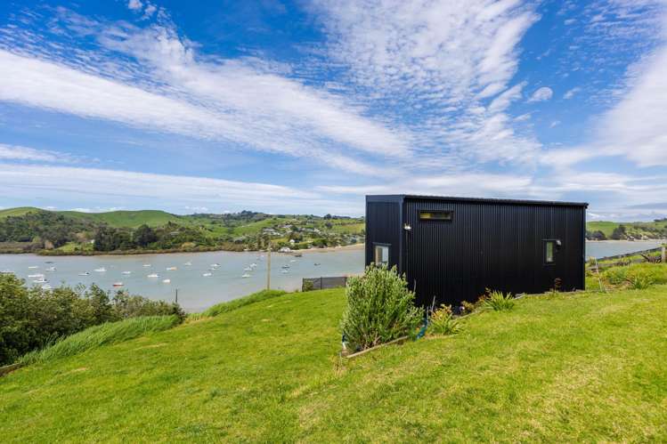 13a Emay Crescent Pahi_16