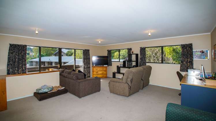 9 Tyne Street Ohakune_7