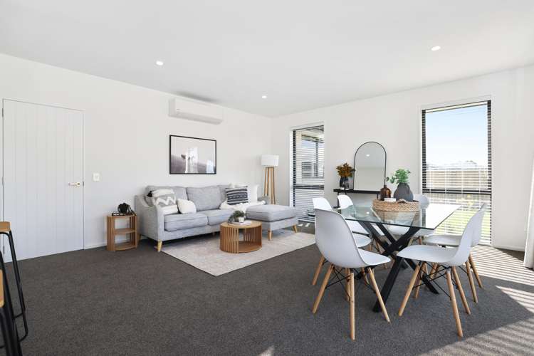 2 Orwell Way Elgin_4