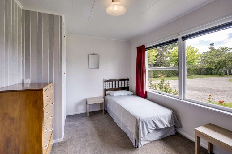 68 Hill Road Twyford_17