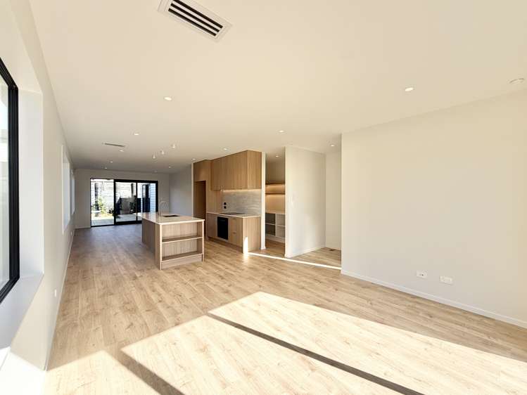 23 Tukutata Crescent Milldale_2