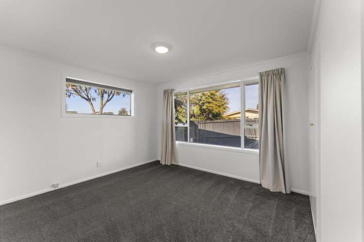 127 Denise Crescent Hornby_9