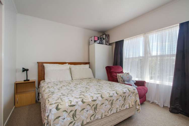 1/10 Nea Place Hillcrest_3