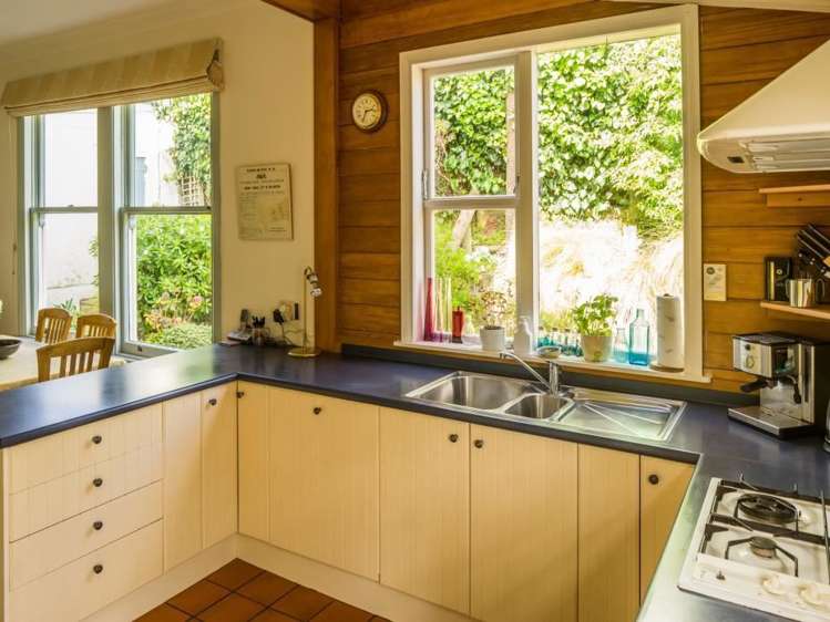 4 Seddon Terrace Newtown_10