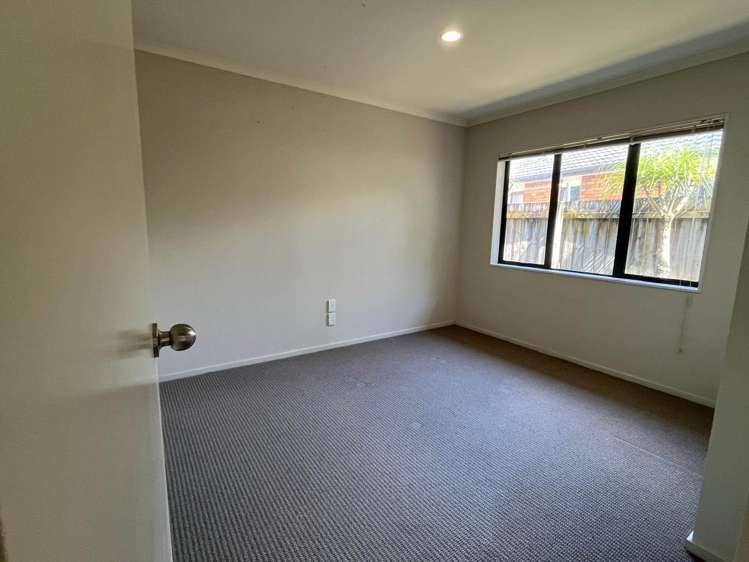 7B Saralee Drive Manurewa_8