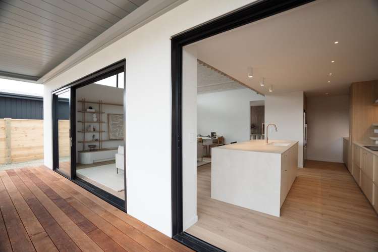 1 Whakahaumako Road Cambridge_32