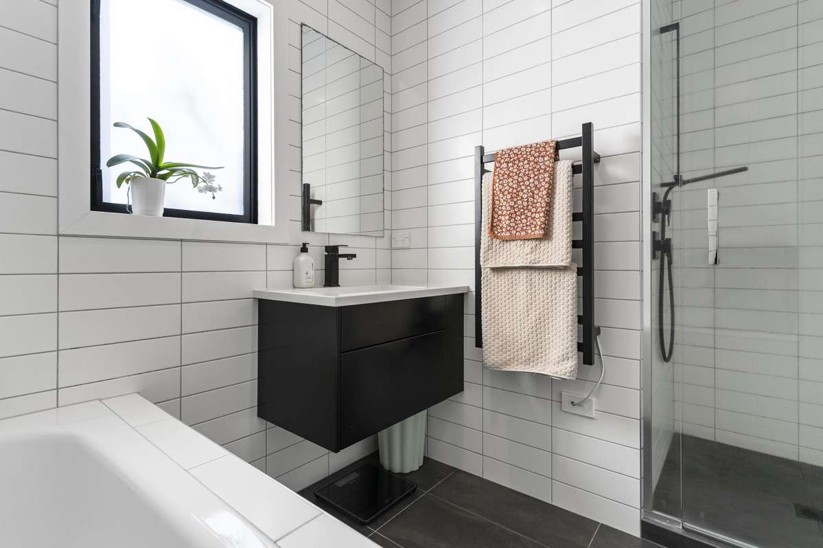 2/49 Roseberry Avenue_4