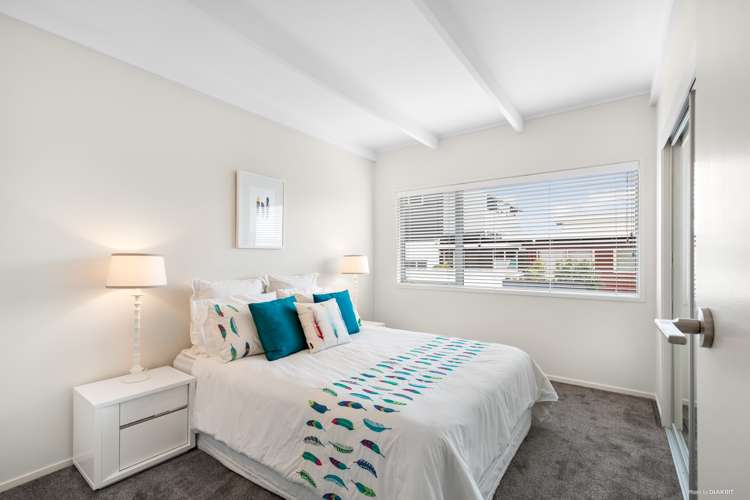 2/5 Marama Street Castor Bay_11