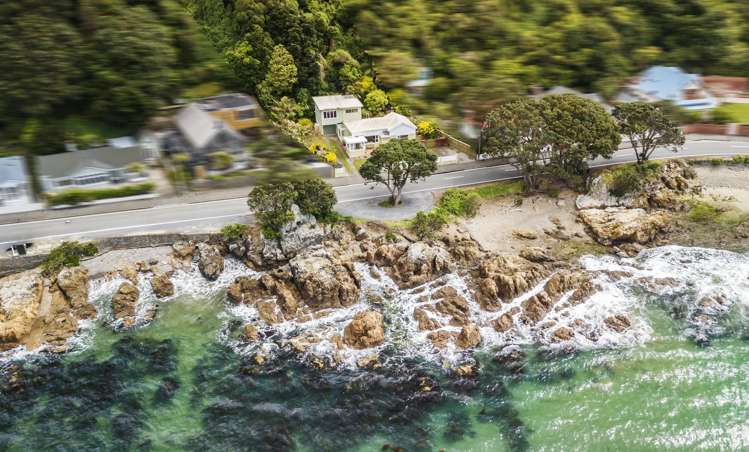 311 Karaka Bay Road Karaka Bays_18