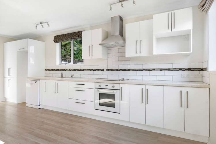 9 Ambury Place Merrilands_14