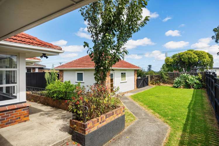 56B Allendale Road Mount Albert_18