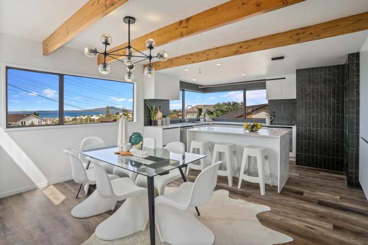 1/102 East Coast Road Forrest Hill_1