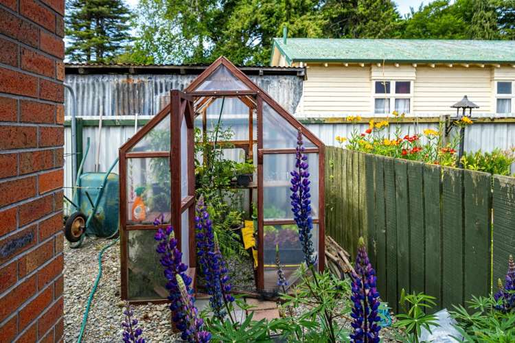 2/4 Studholme Street Temuka_10