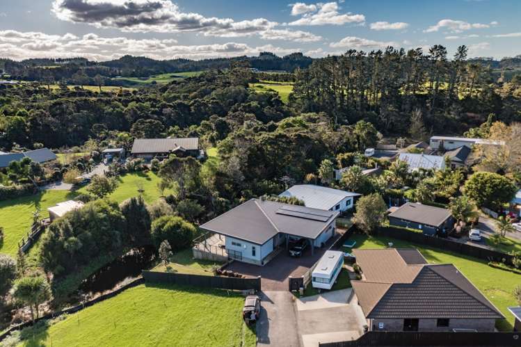 6 Riverglen Drive Haruru_19