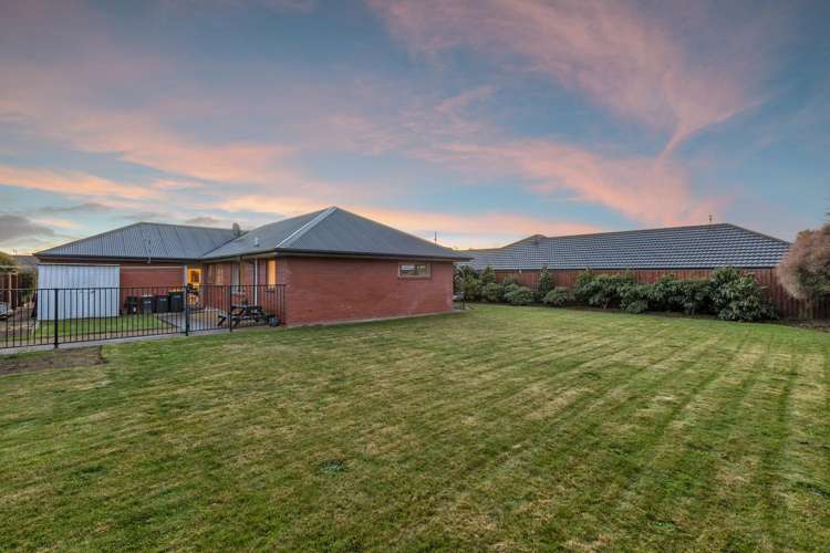 4 Gwen Place Redwood_20