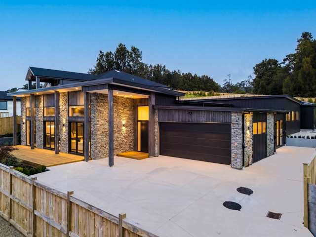 Spacious Luxury with Dual Living in Swanson