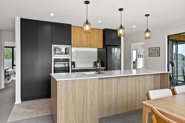 6 Tui Grove Oakura_20