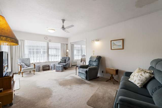 21 Hedge Row Sunnyhills_2