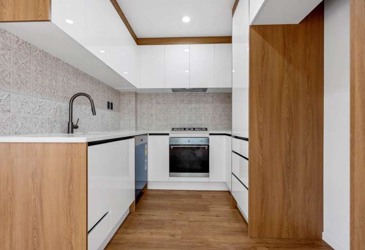 7/67 Huia Road_0