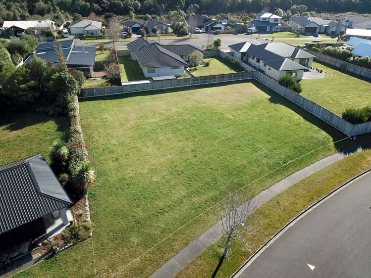 68 Montgomery Crescent_4