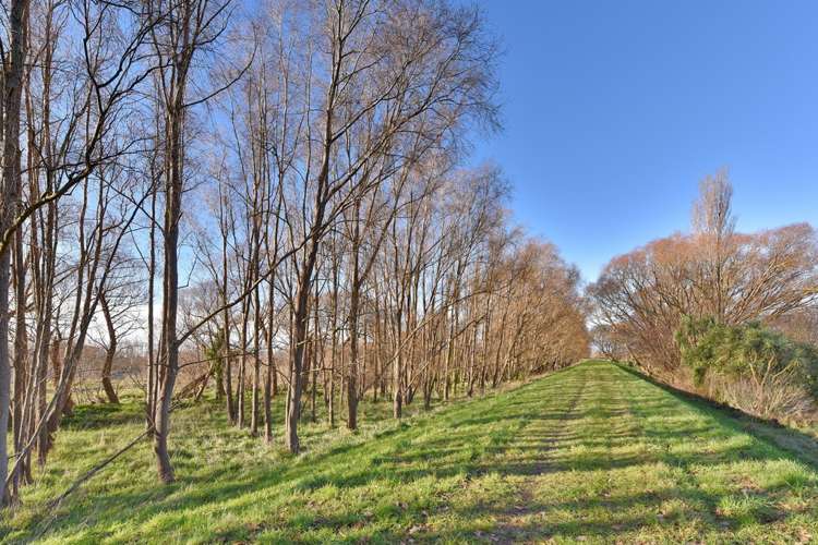 7 Geisha Road Waikuku_24