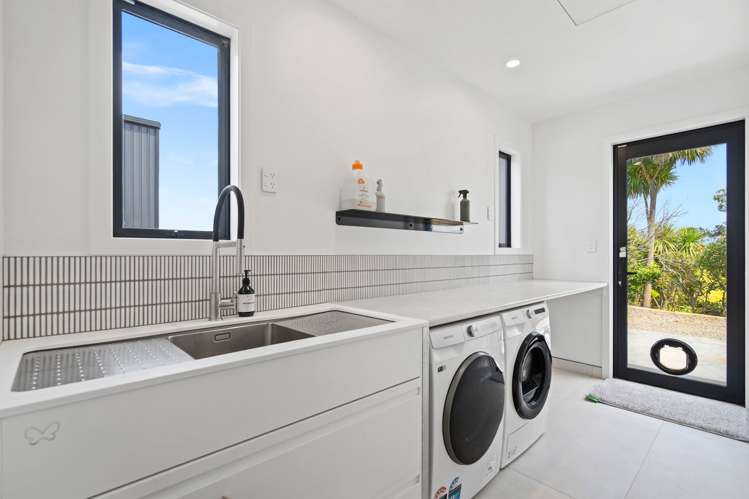 213 Hewlett Road Mata_28