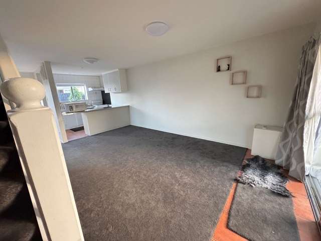 7/15 Buffon Street Waltham_1