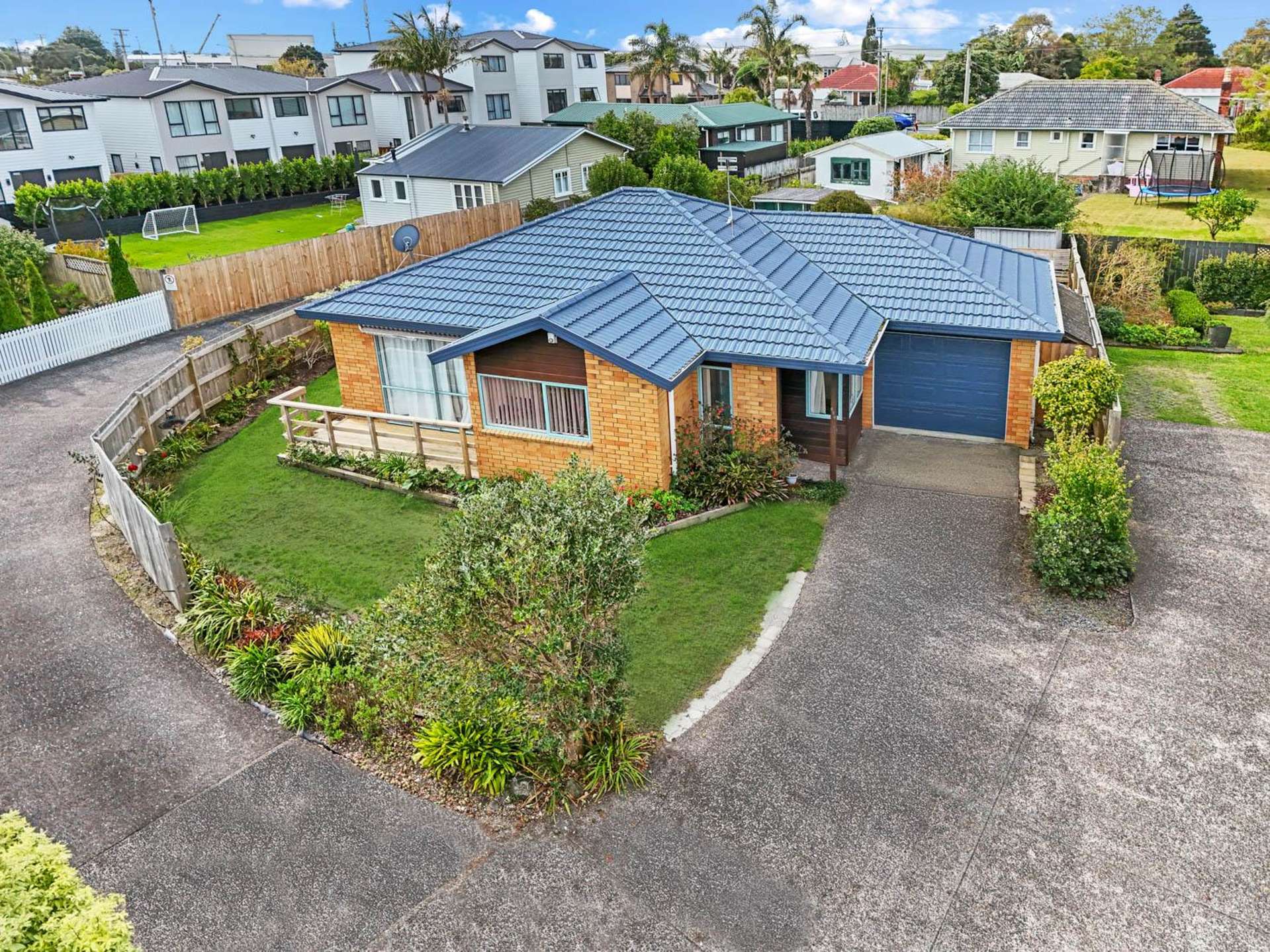 678 Te Atatu Road Te Atatu Peninsula_0